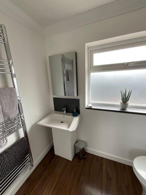 Wick  Self Contained Guest Flat 아파트 외부 사진